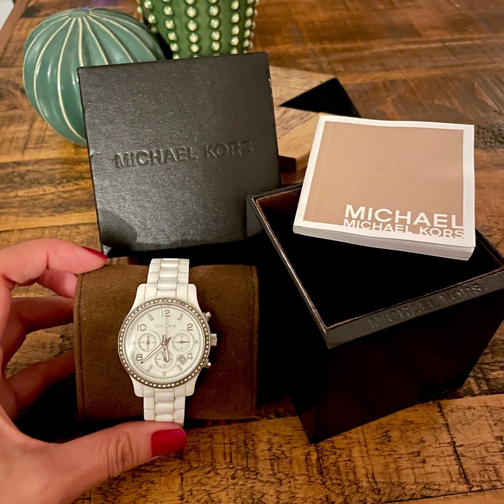 Michael Kors Women’s Watch White Ceramic Band Rhinestone Circle
